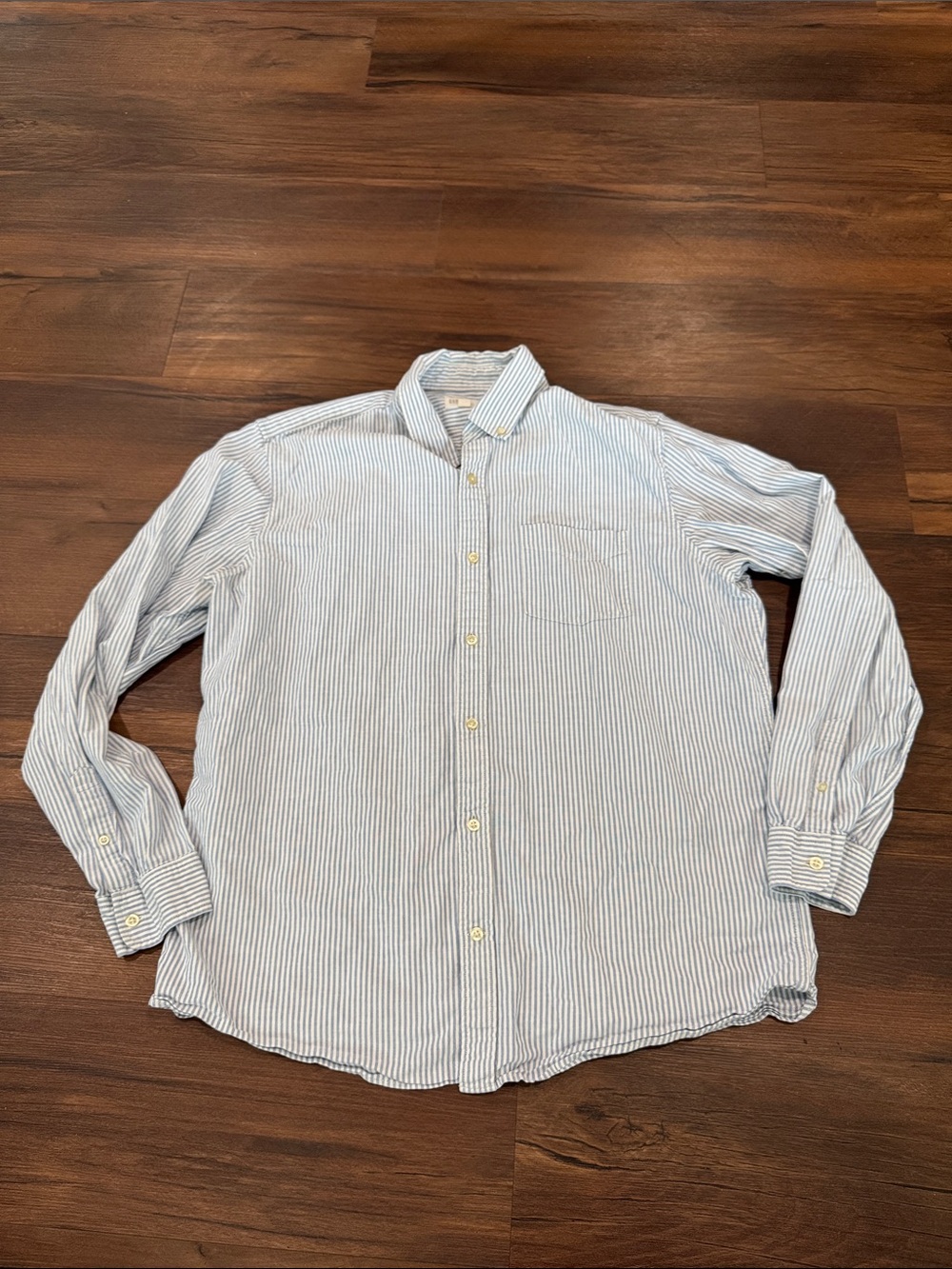 Gap Untucked Oxford Bengal Stripes Cotton Button Down Shirt